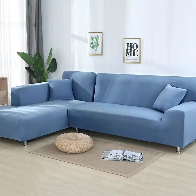 VeluxeStretch – Soft Velvet Sofa Cover